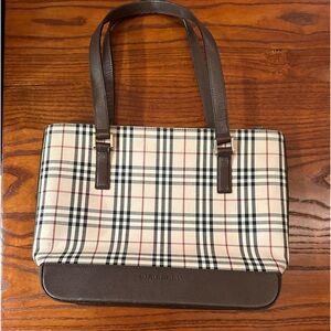 Burberry Nova Check Bag (purse)